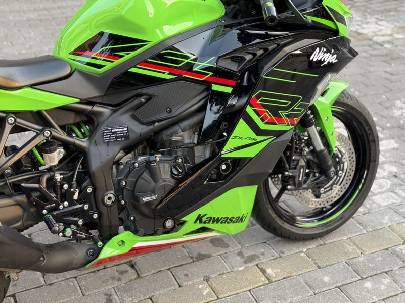 二手川崎ZX-4R