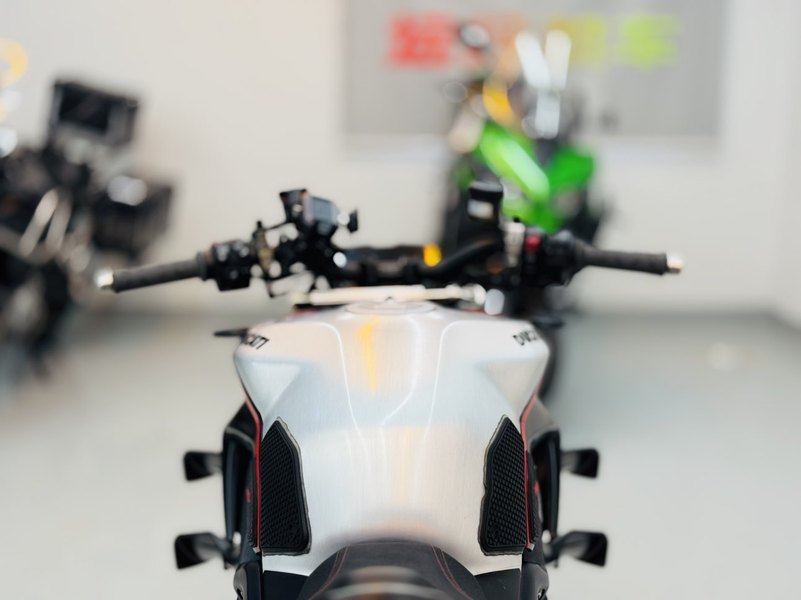 二手杜卡迪Street Fighter V4