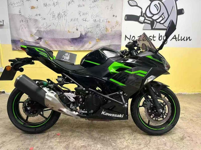 二手川崎Ninja 400