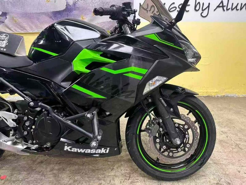 二手川崎Ninja 400