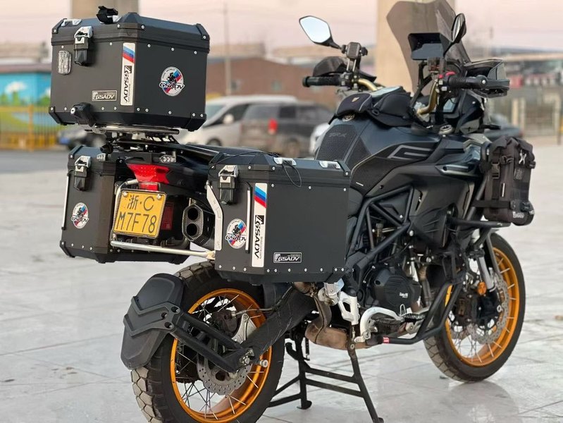 二手贝纳利TRK552