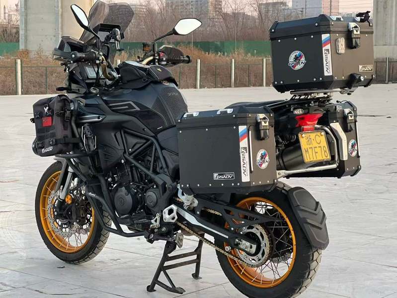 二手贝纳利TRK552