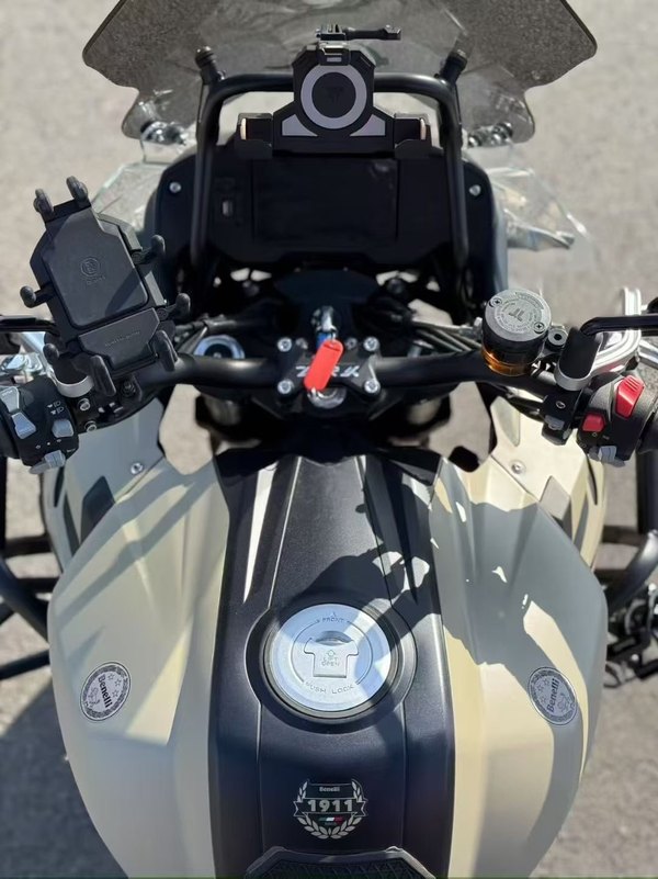 二手贝纳利TRK552