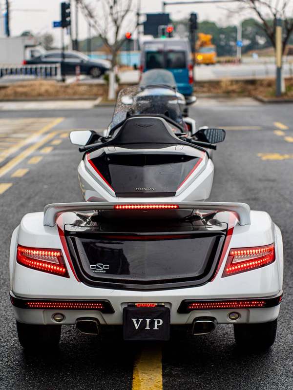 二手本田金翼正三轮