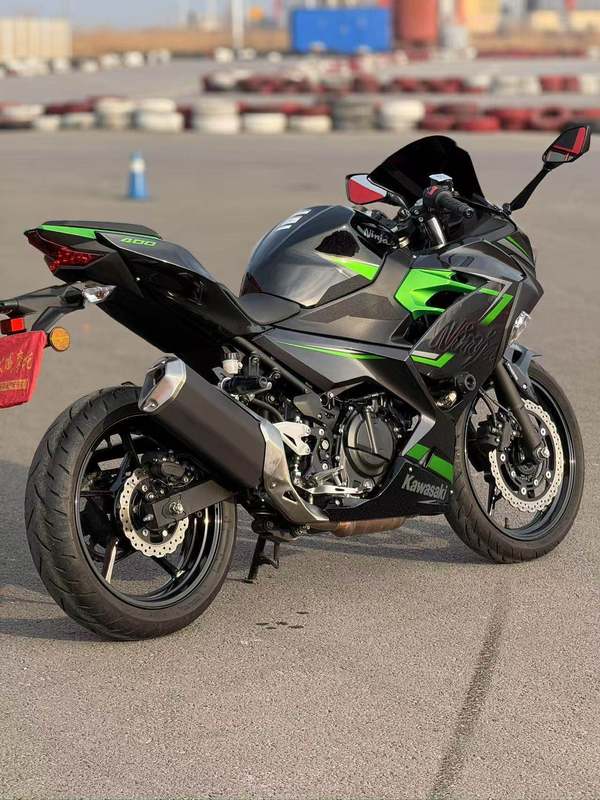 二手川崎Ninja 400