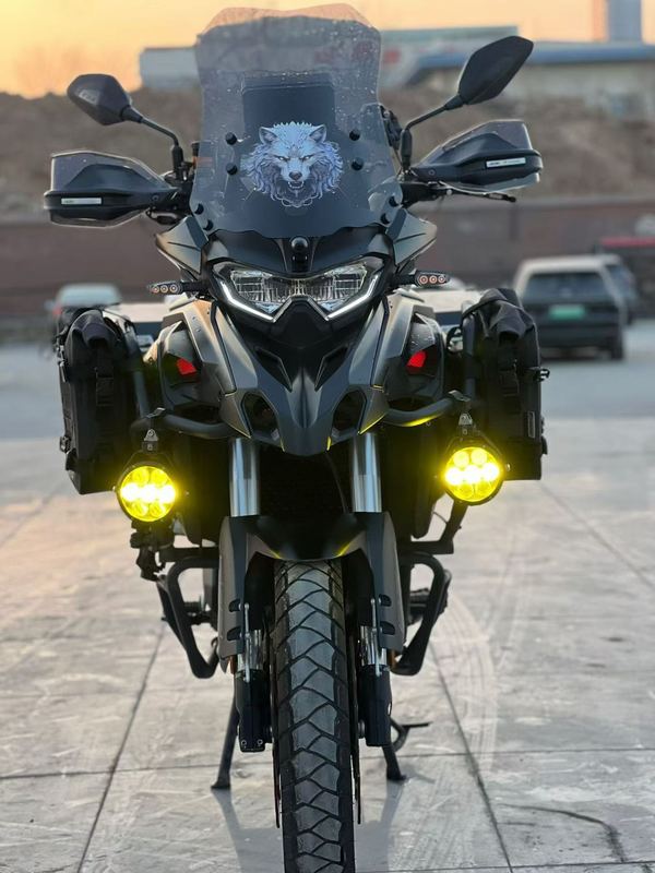 二手贝纳利TRK552