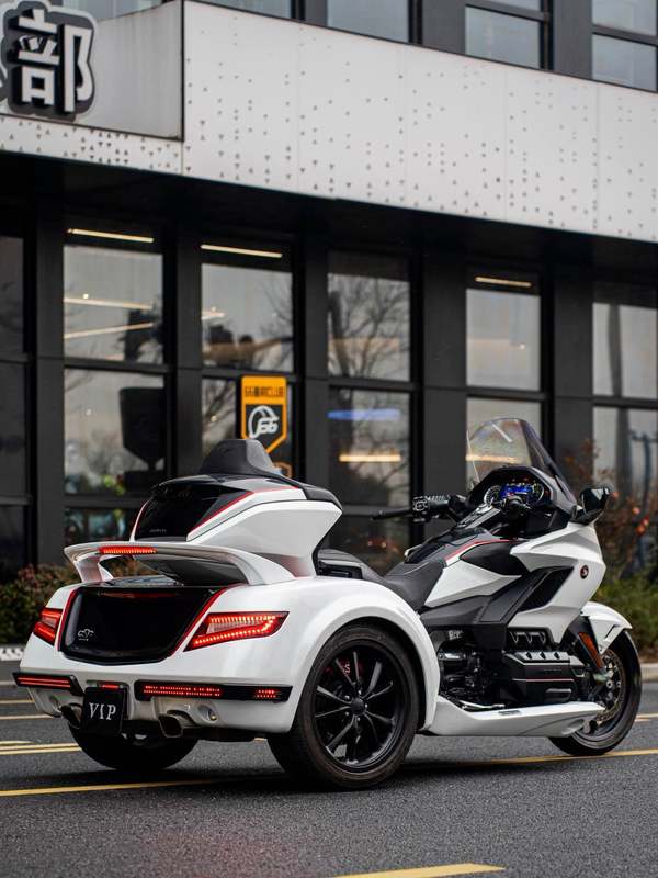 二手本田金翼正三轮