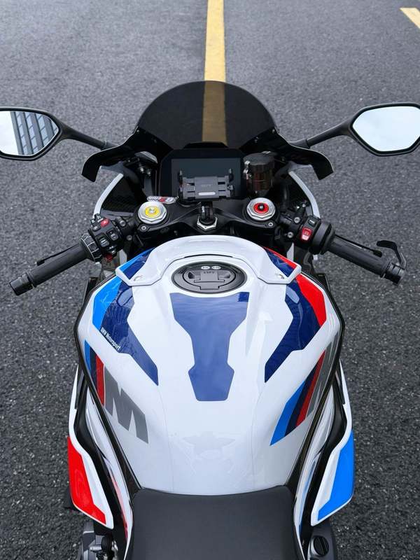 二手宝马M 1000 RR
