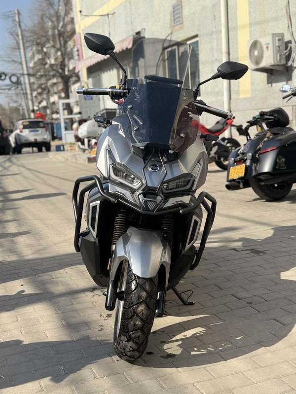 二手三阳哈士奇 Husky ADV150