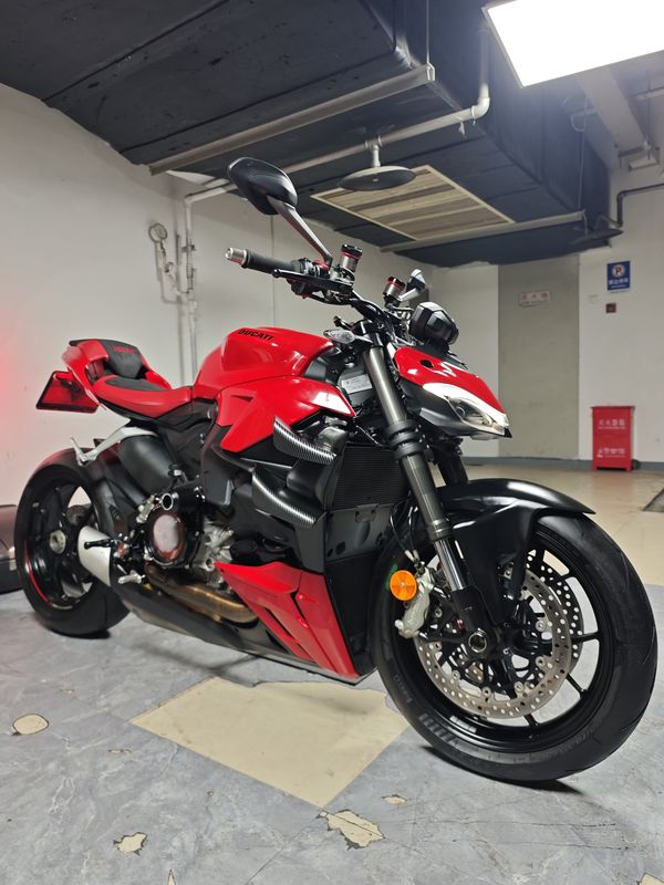 二手杜卡迪Street Fighter V2