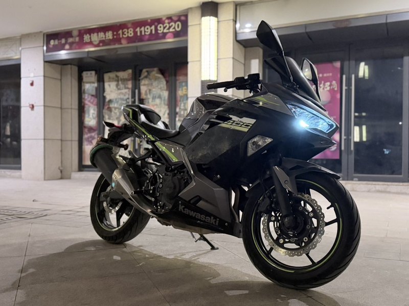 二手川崎Ninja 400