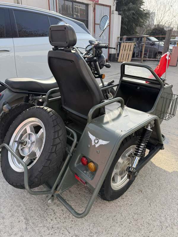 二手银钢巡逻者200