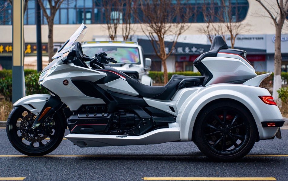 二手本田金翼正三轮