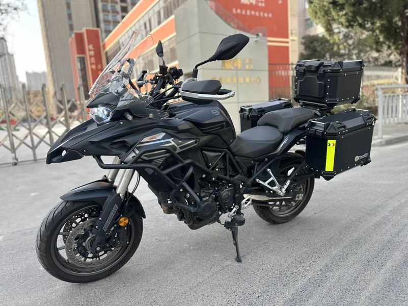 二手贝纳利TRK552