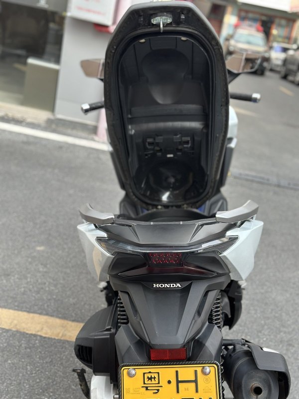 二手本田NSS350(进口)