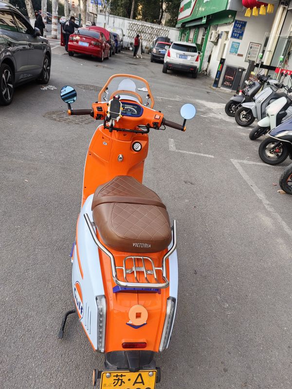 二手维多利亚Sixties 250Si