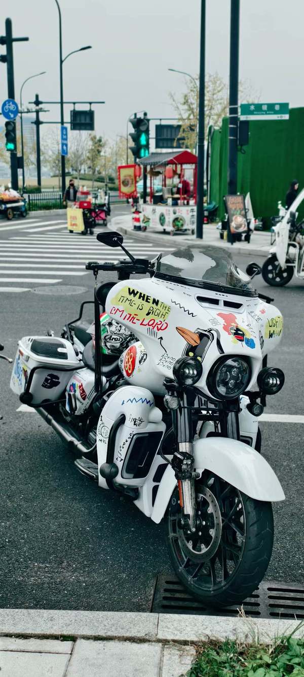 二手哈雷戴维森大道滑翔 Street Glide