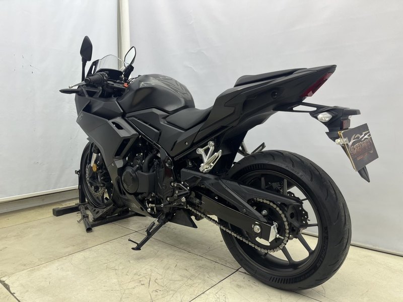 二手本田CBR400R