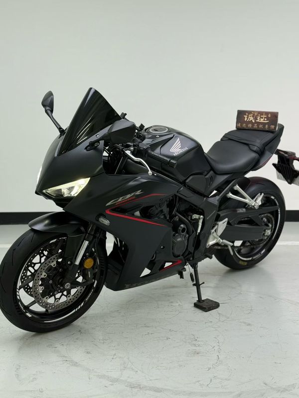二手本田CBR650R