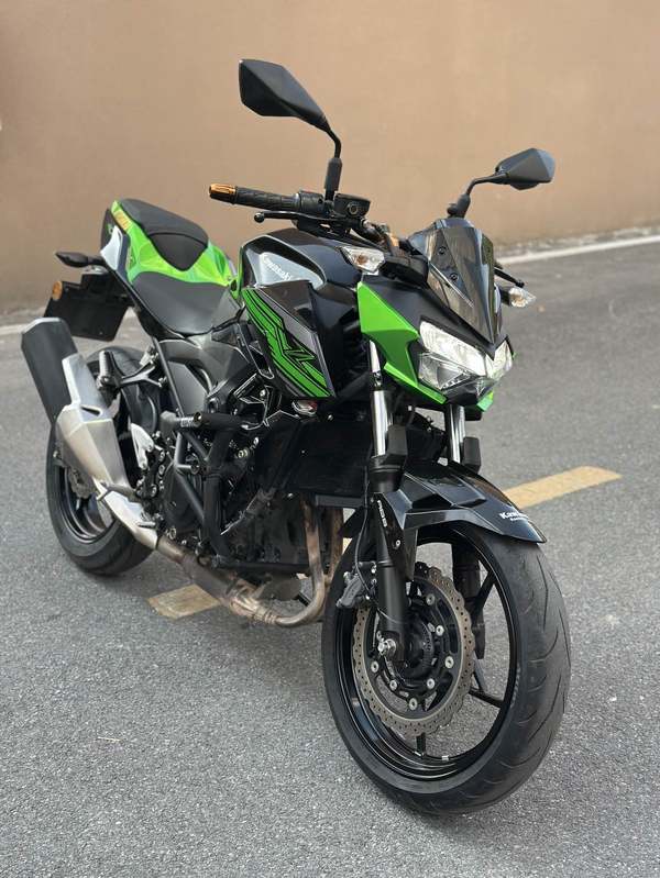 二手川崎Z400