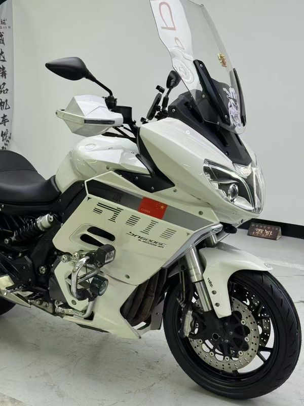 二手贝纳利600GC