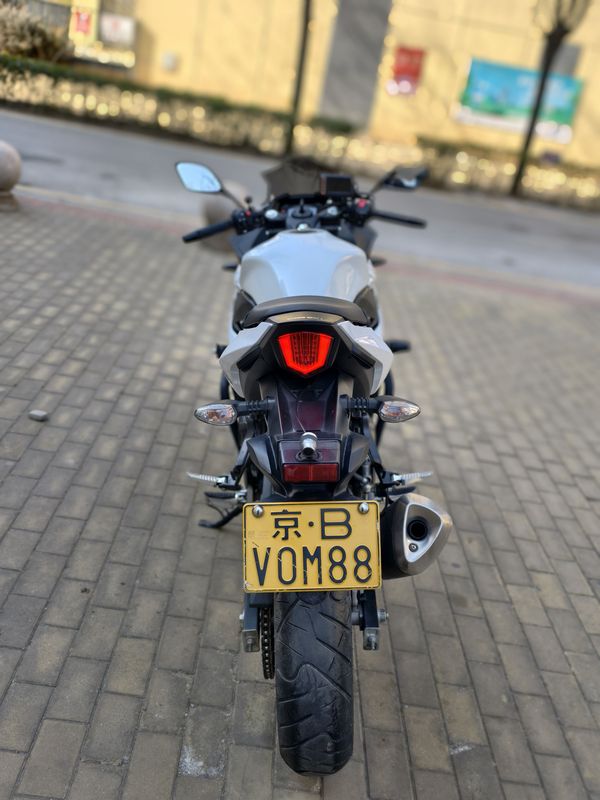 二手豪爵铃木GSX250R