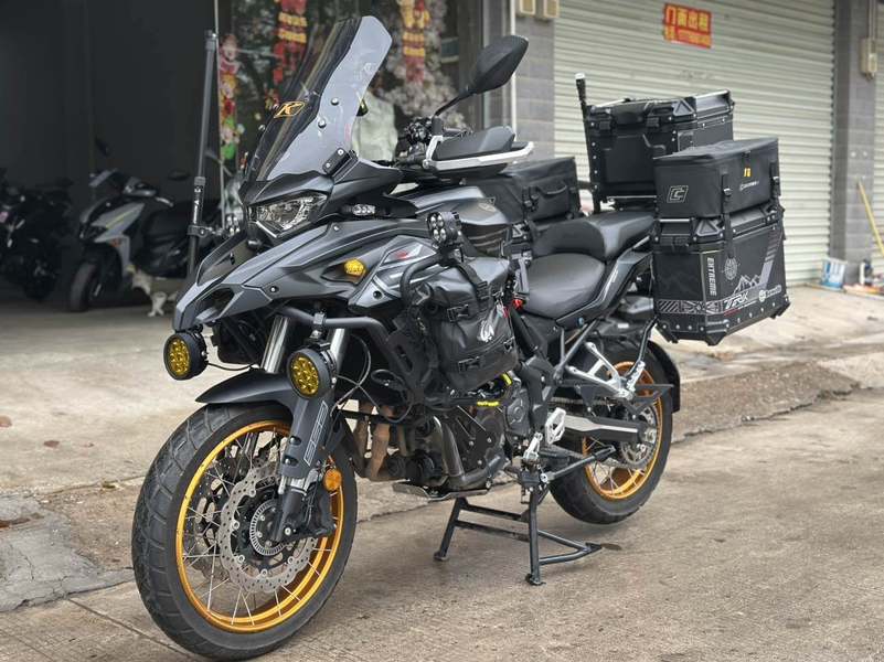 二手贝纳利TRK552