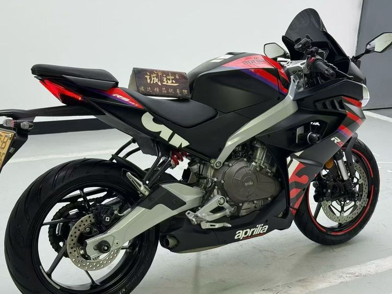 二手阿普利亚RS 457