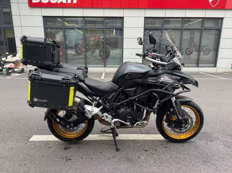 二手贝纳利TRK552