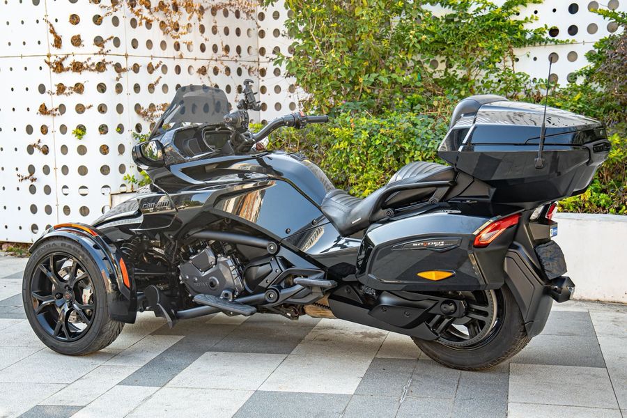 二手庞巴迪Spyder F3 