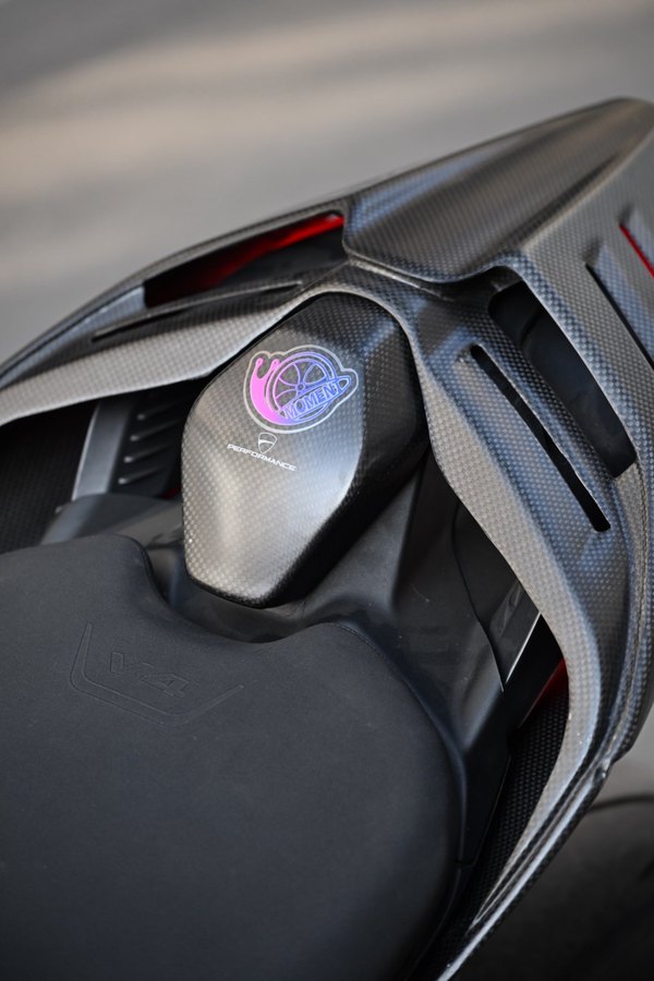 二手杜卡迪Street Fighter V4