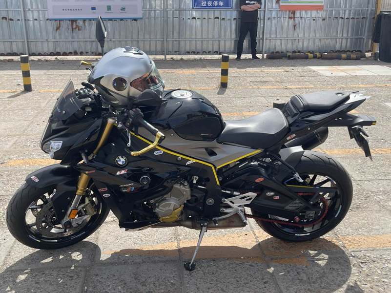 二手宝马S 1000 R