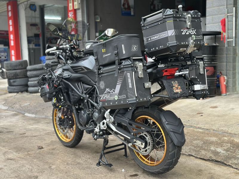 二手贝纳利TRK552