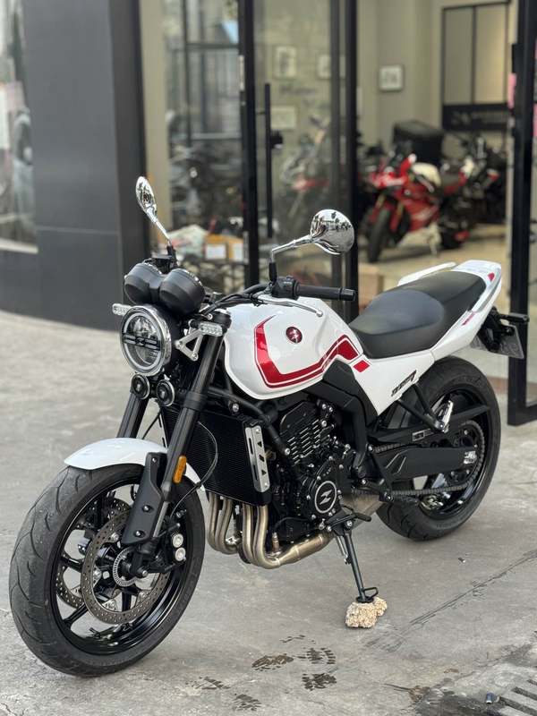 二手张雪机车500F