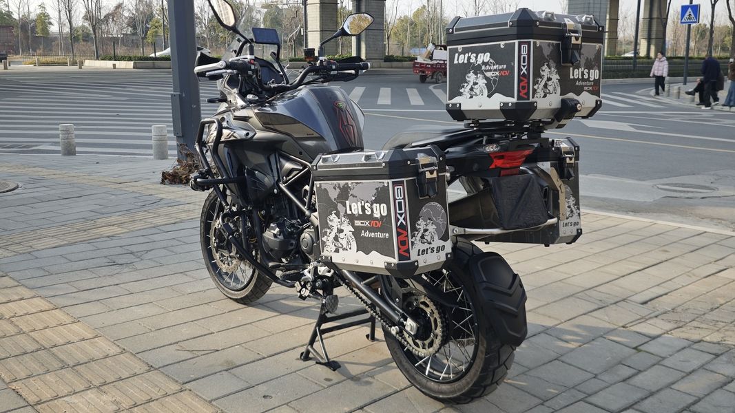 二手贝纳利金鹏 TRK502