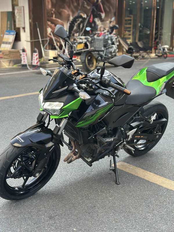 二手川崎Z400