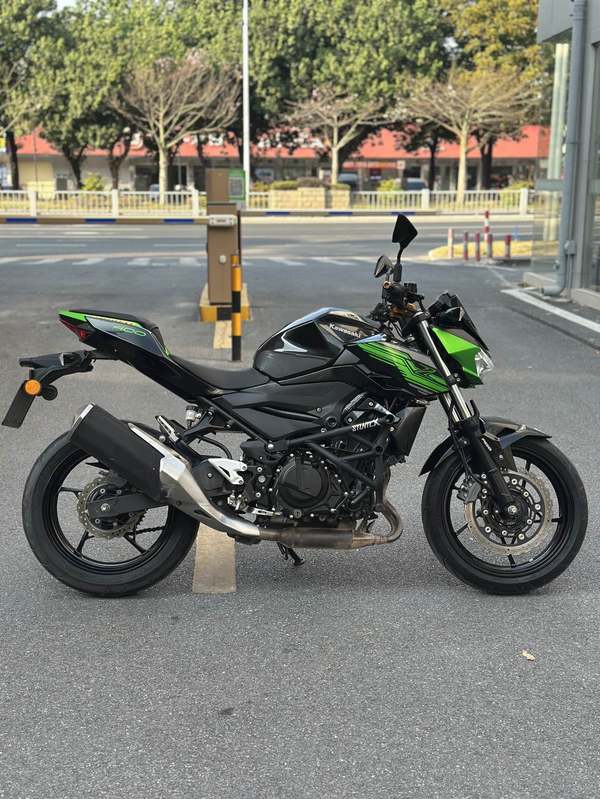 二手川崎Z400