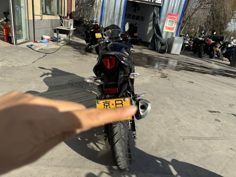 二手豪爵铃木GSX250R