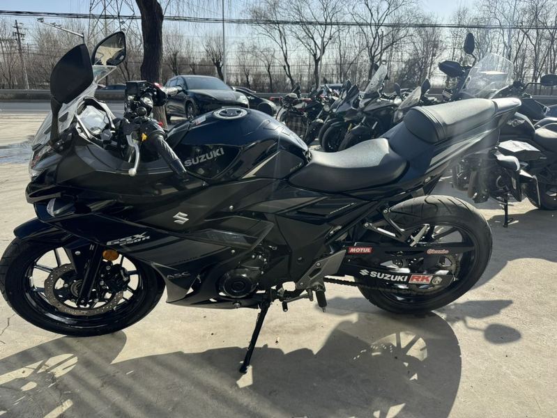 二手豪爵铃木GSX250R