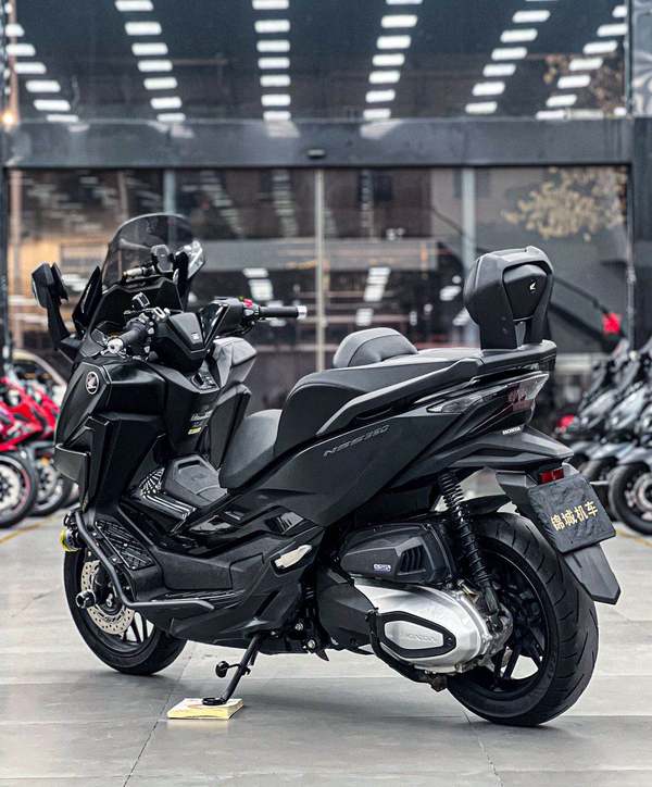 二手本田NSS350(进口)
