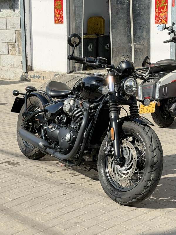 二手凯旋Bonneville Bobber