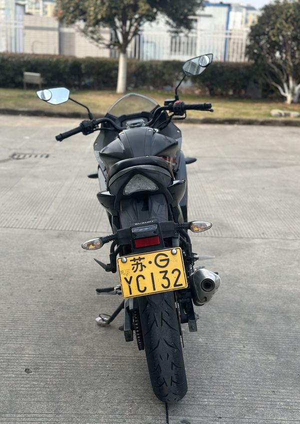 二手济南铃木极客飒 Gixxer 155