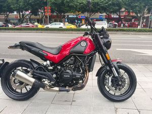 二手贝纳利幼狮 Leoncino 500