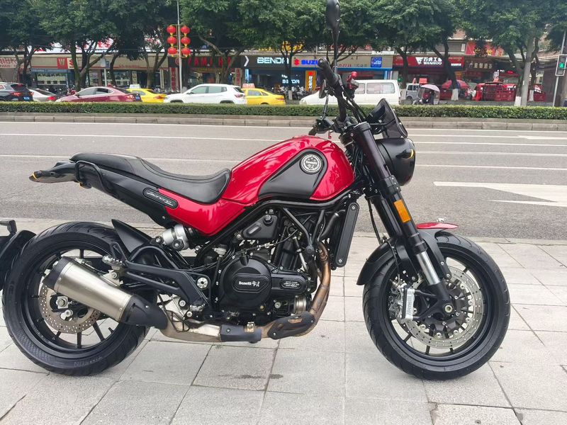 二手贝纳利幼狮 Leoncino 500