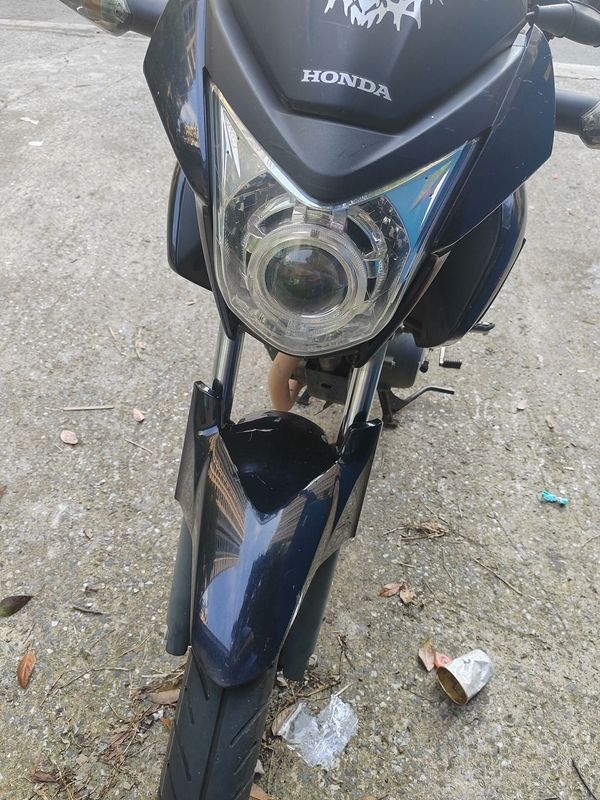 二手五羊本田RR150 幻影