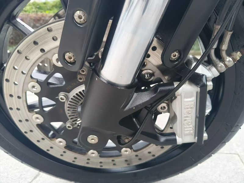 二手贝纳利幼狮 Leoncino 500