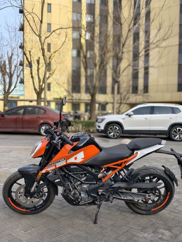 二手KTMR2R250 Duke