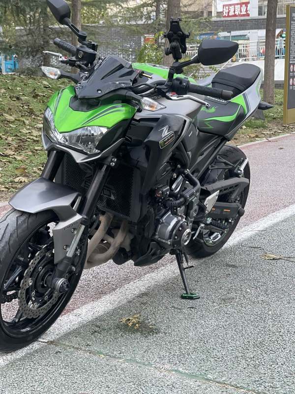 二手川崎Z900