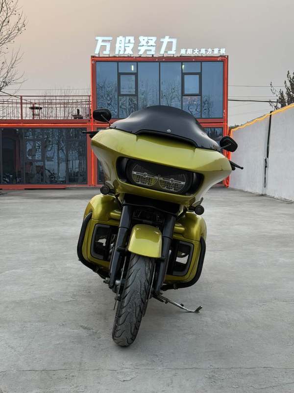 二手哈雷戴维森公路滑翔 Road Glide