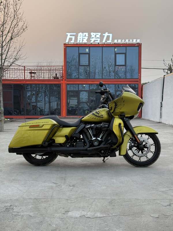 二手哈雷戴维森公路滑翔 Road Glide